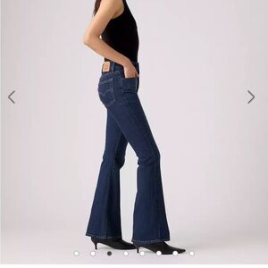 Levi 70s High Flare 28